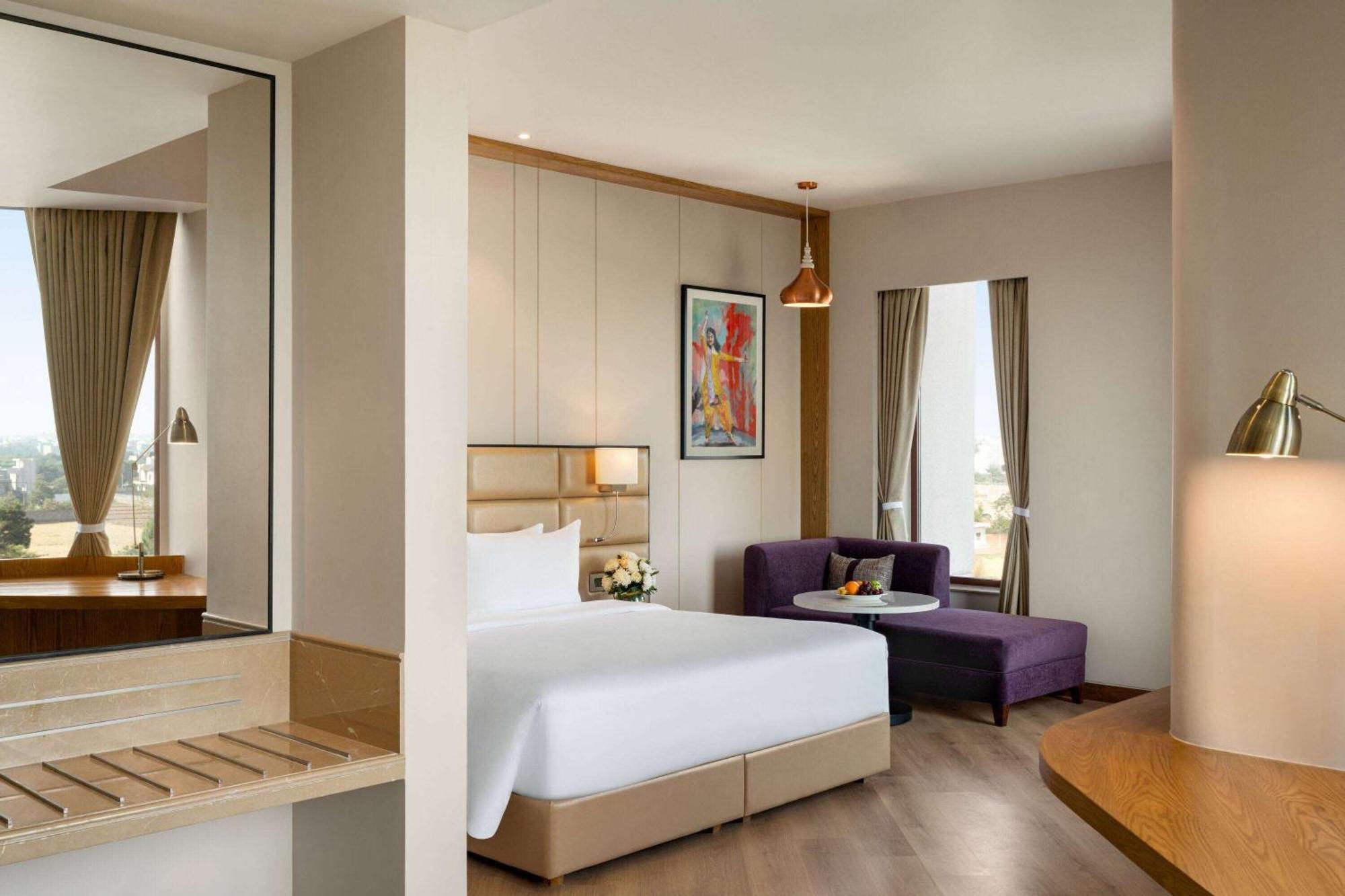 Ramada Encore By Wyndham Amritsar Airport Exterior photo