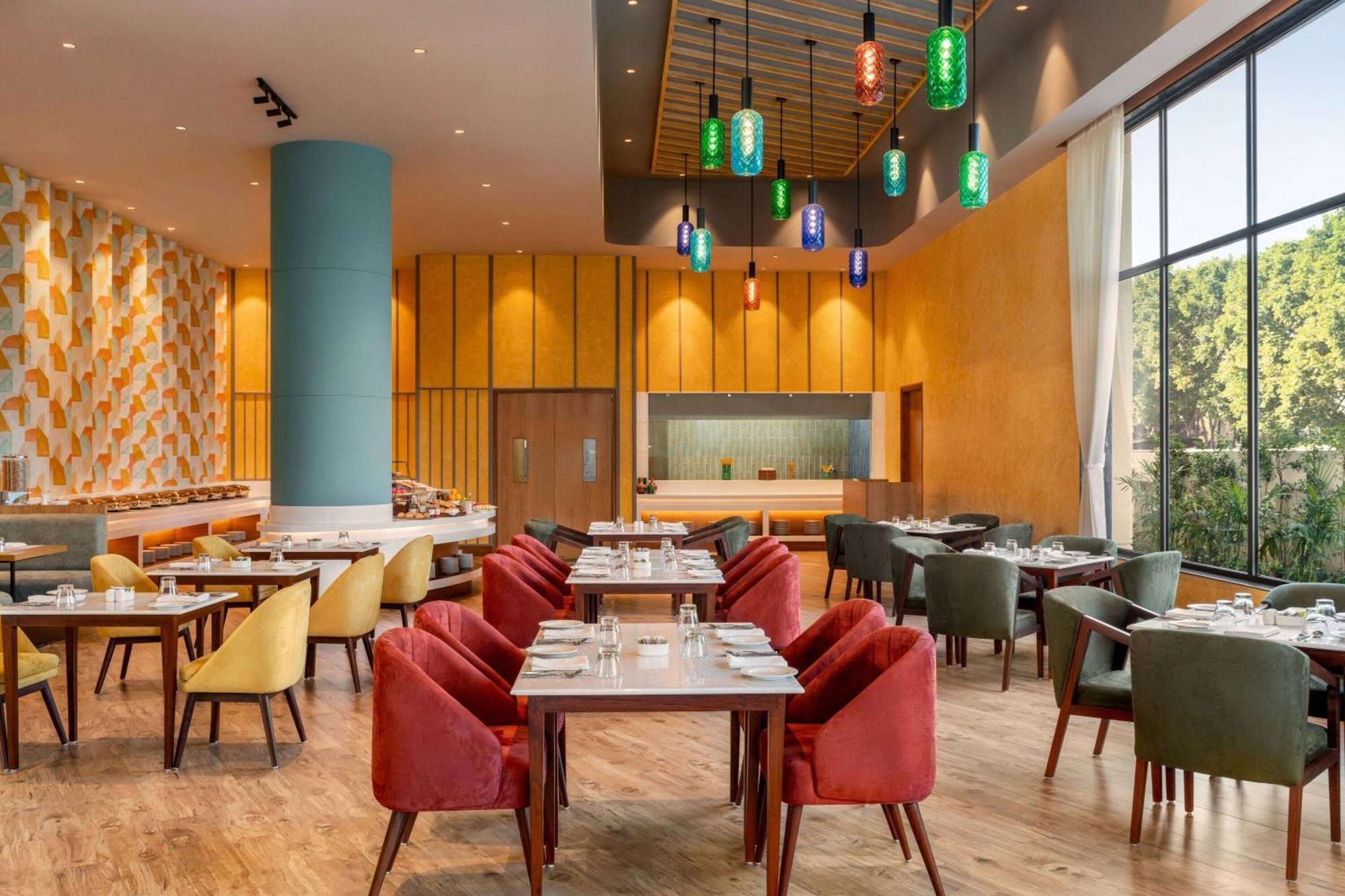 Ramada Encore By Wyndham Amritsar Airport Exterior photo
